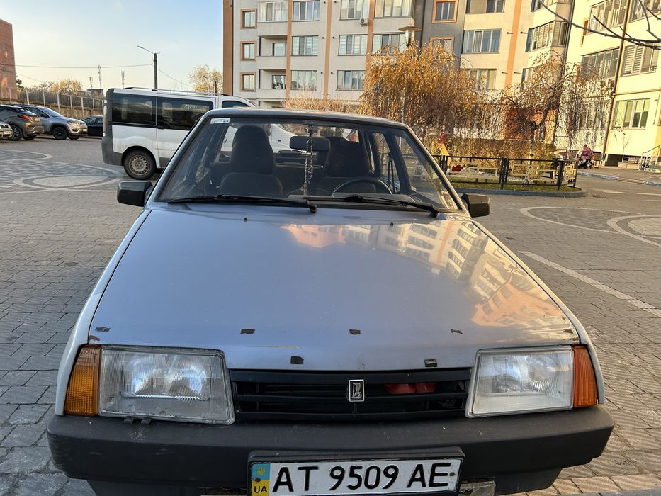 Знаходиться м. Іф