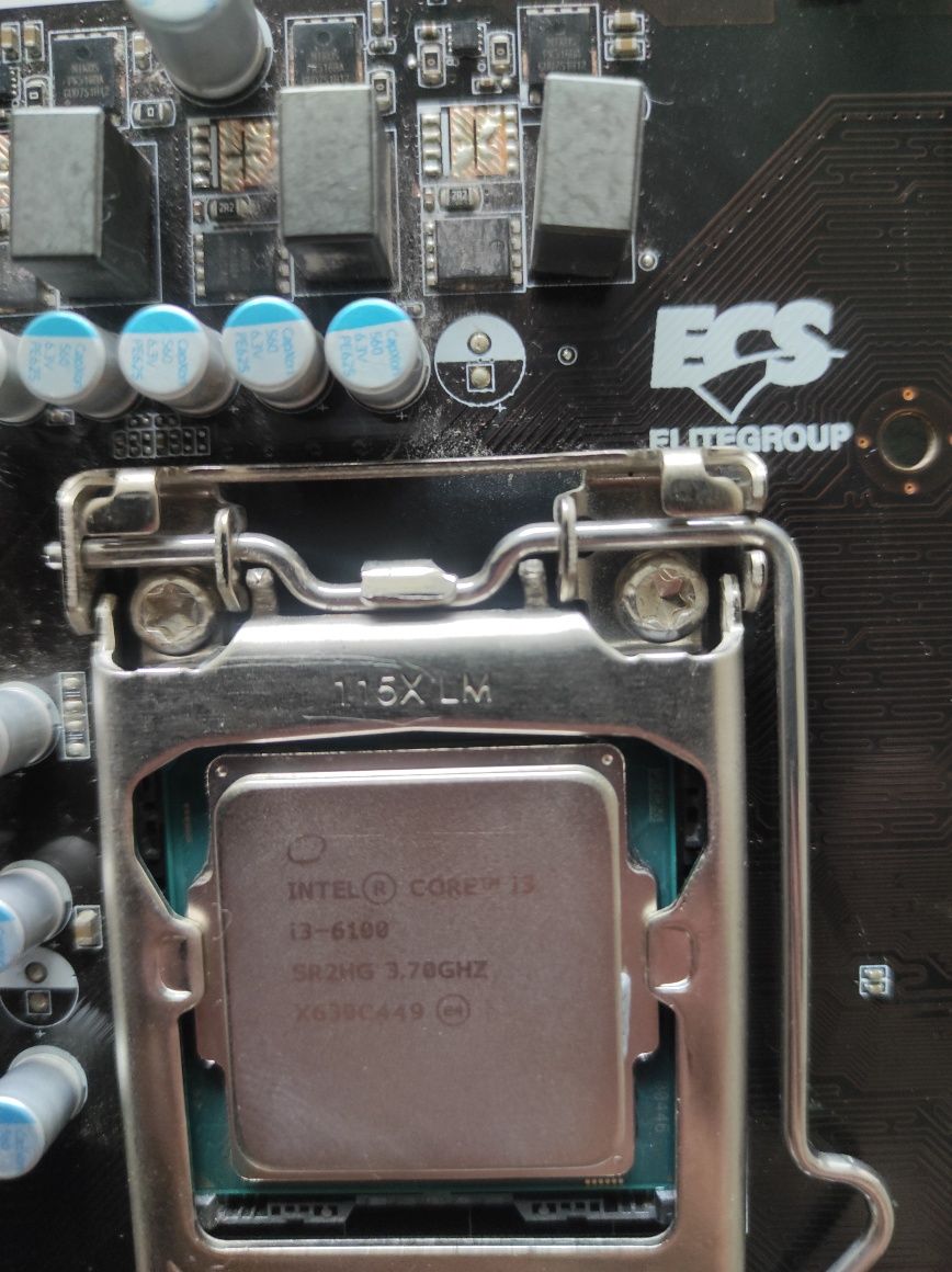 Комплект материнская плата ECS H110M4-C43/core i3-7100/ddr4 4gb/кулер
