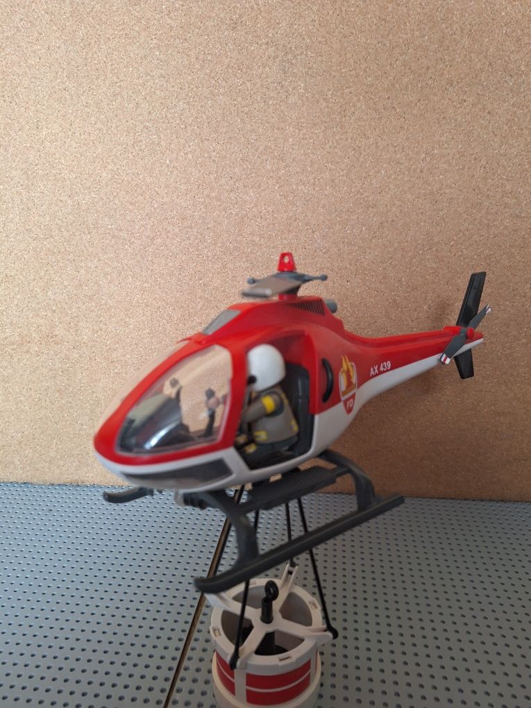 Helikopter strażacki od playmobil