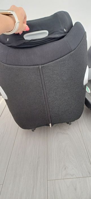 Fotelik cybex sirona Z z bazą