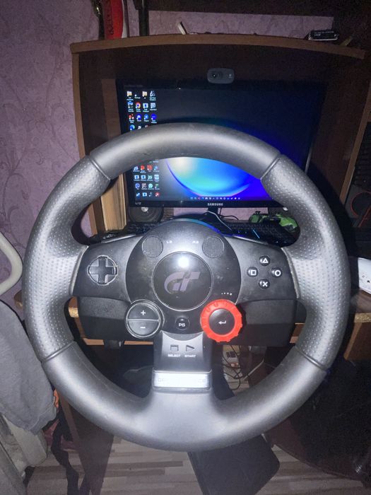 Logitech Driving Force GT