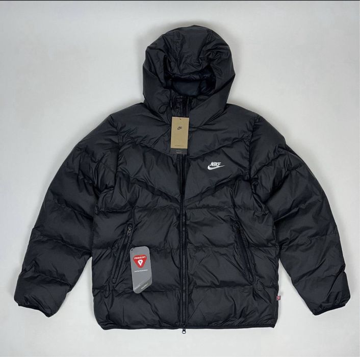 Чоловічий пуховик Nike Storm-FIT Windrunner Field 2025