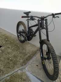 Bicicleta de downhill Scott Gambler 2014