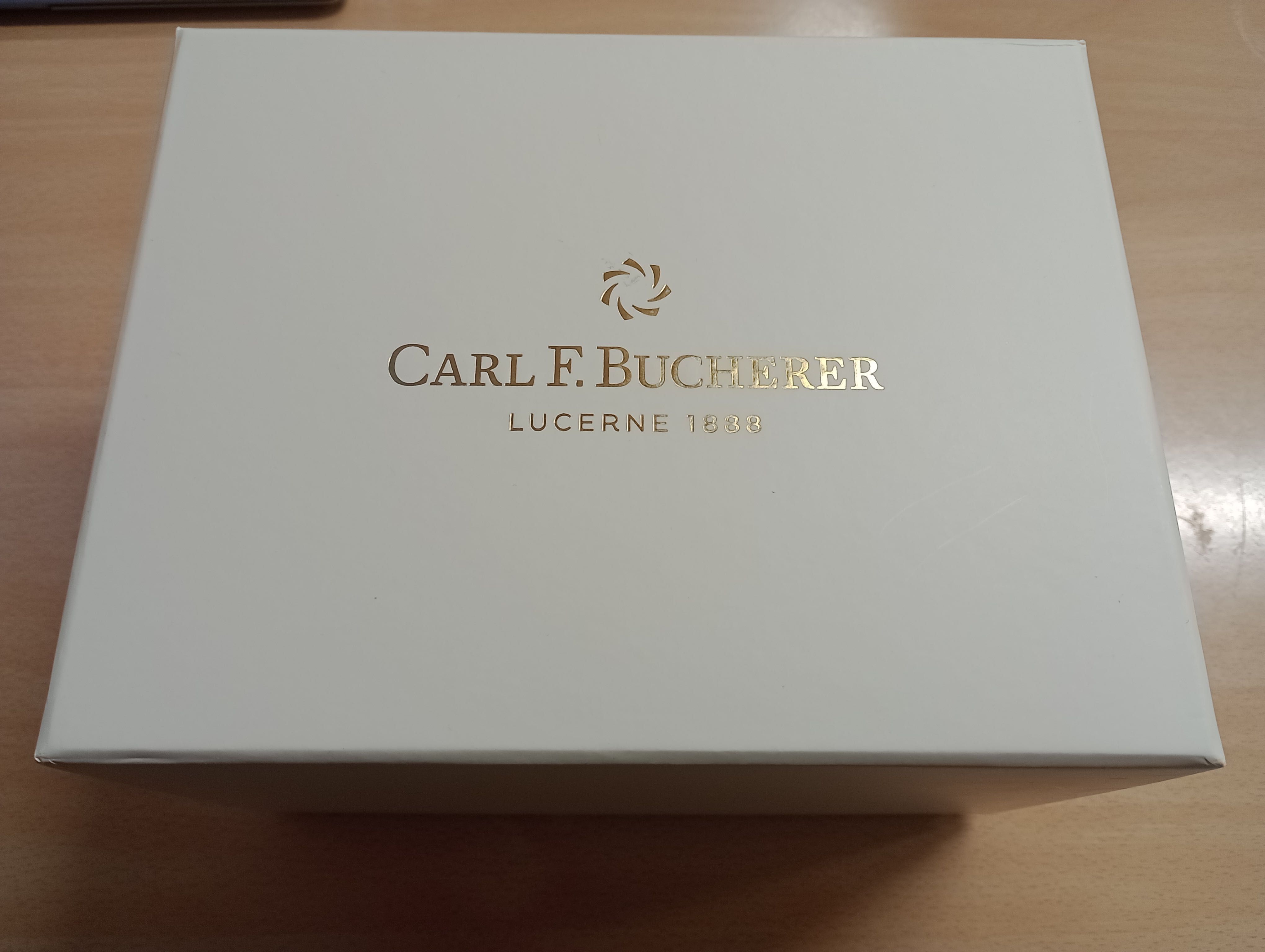 CARL F. BUCHERER MANERO AUTODATE - Ekskluzywny Szwajcarski Zegarek