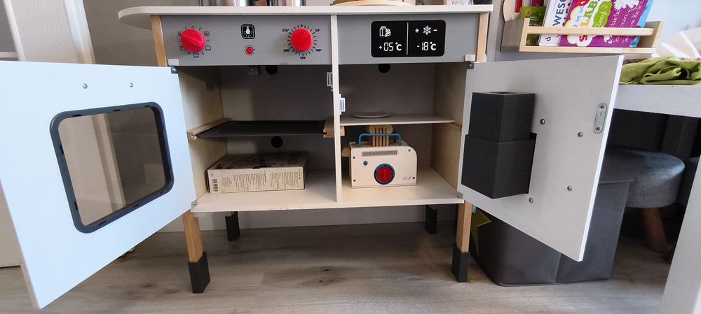 Kuchnia lidl dla dzieci + dodatki