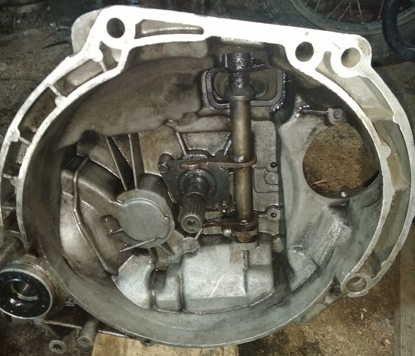 Коробка передач КПП ВАЗ-2110 2111 2112 Приора с блокировкой 2 ведущих