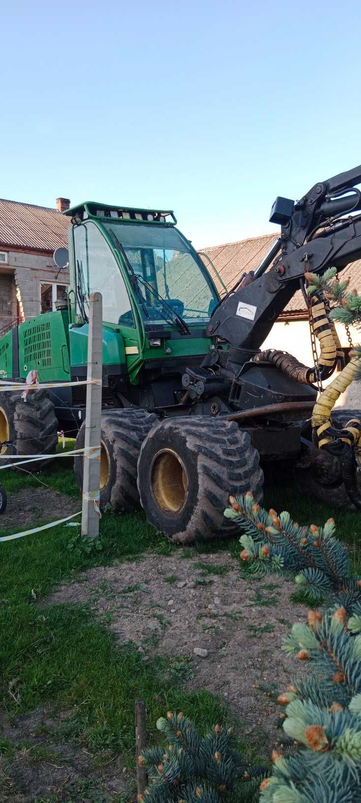 Harvester John Deere 1070D