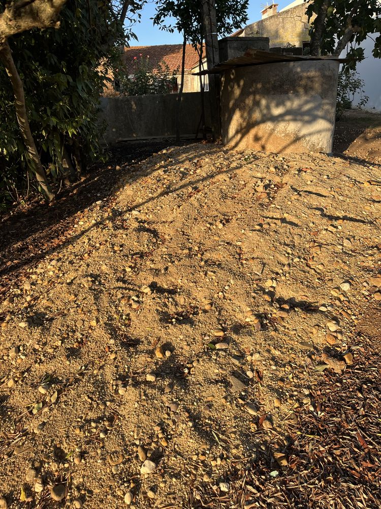 Areia gratis. Limpei o fundo do meu poço e estou a dar a areia