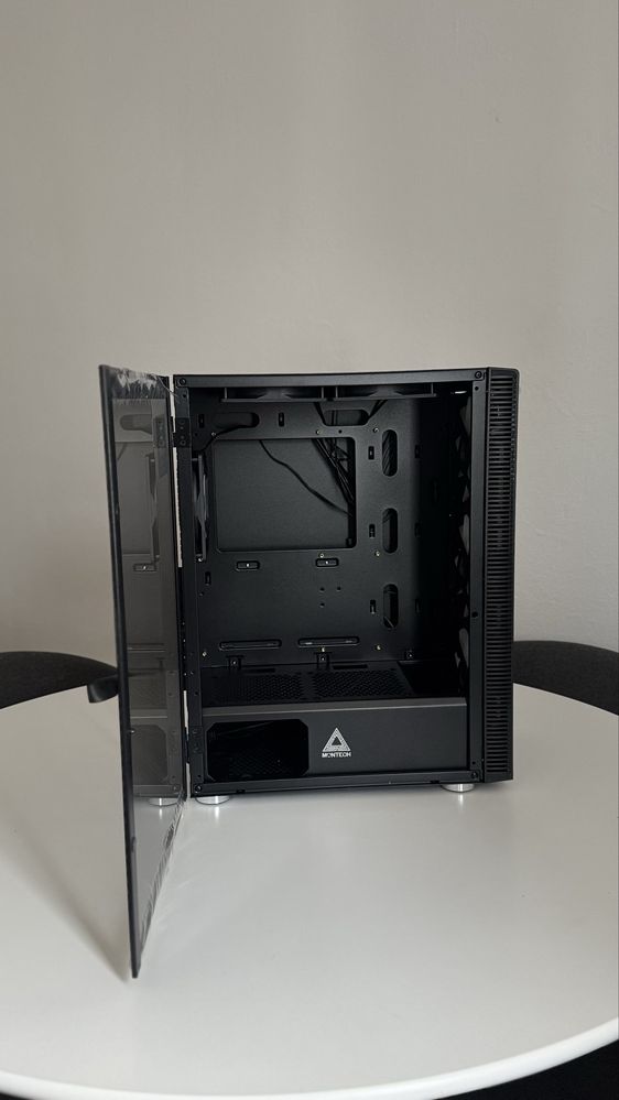 Obudowa do komputera Montech X3 Glass Version RGB