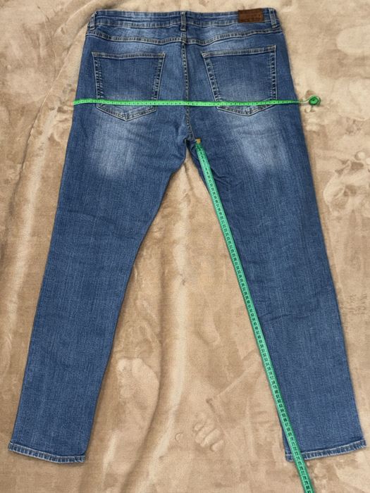 Чоловічі джинси 34/32