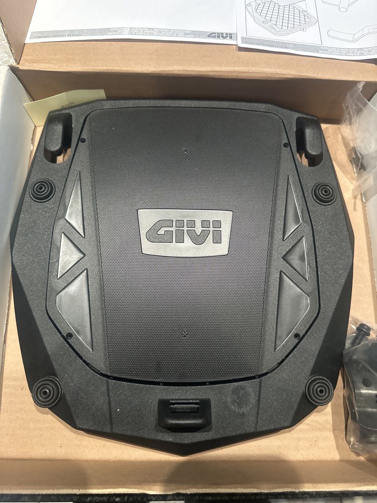 Givi Monokey Kawasaki Versys 1000 Uniwersalna Płya Bagaznika Mocowania