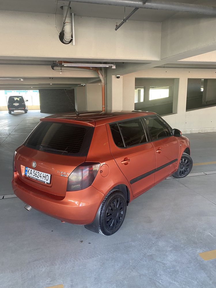 Автомобіль Skoda Fabia