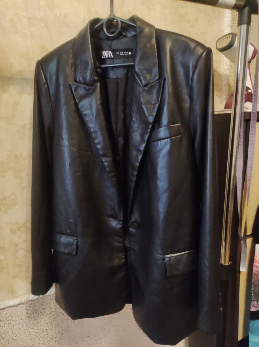 Пиджак кожаный ZARA, 50р