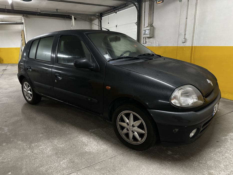 Renault clio de 1999, gasolina, preco negociavel, marco de canaveses.
