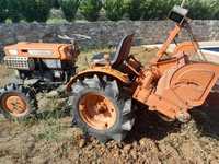 Trator agrícola Kubota B5000