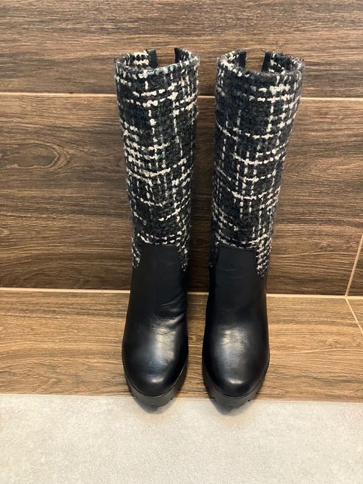 Unikatowe botki GUESS