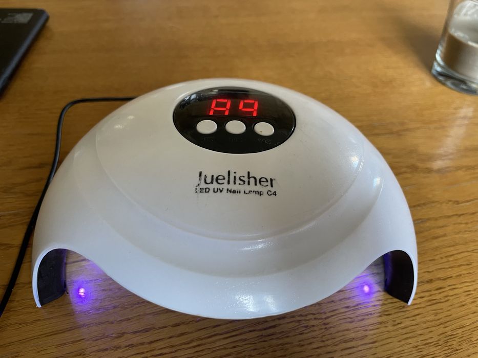 Ladna lampa do paznokci