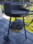 Oddam mały grill