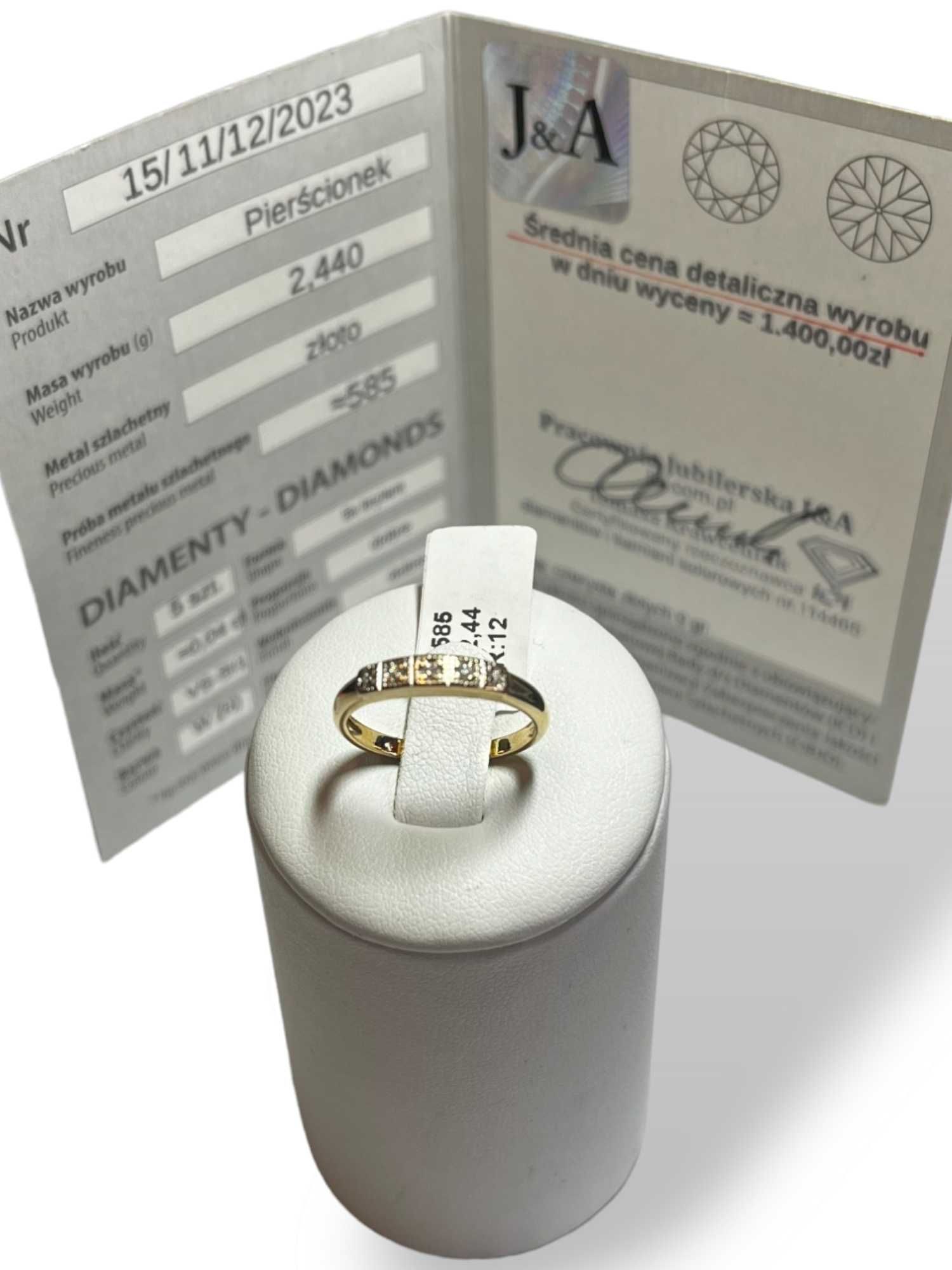 Złoty pierścionek z Brylantami 585 0,04 CT