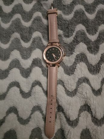 Damski różowy zegarek