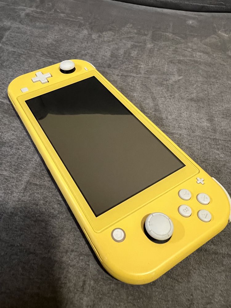 Nintendo switch lite amarela desbloqueada