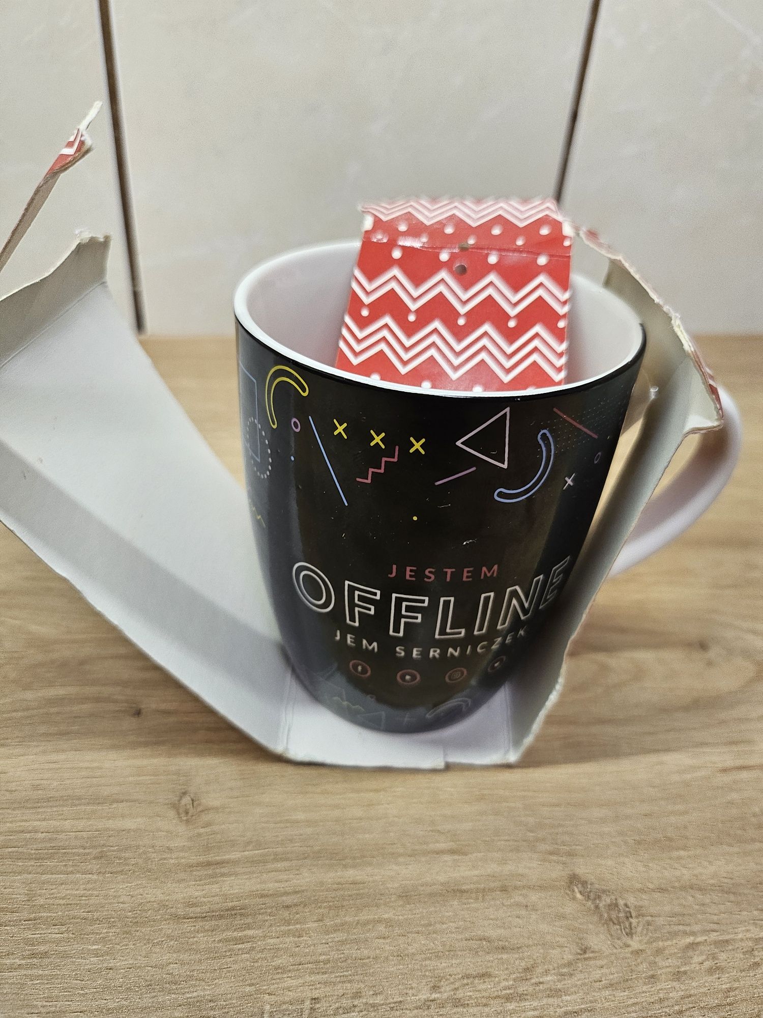 Kubek dla fanów sernika Jestem offline jem serniczek 360 ml