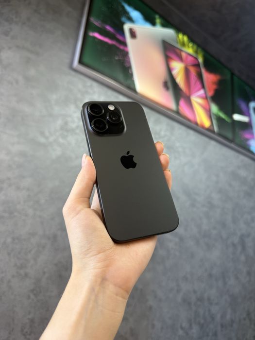 Б/у IPHONE 16Pro 256 Black Titanium Neverlock Костюшка,5 igrand