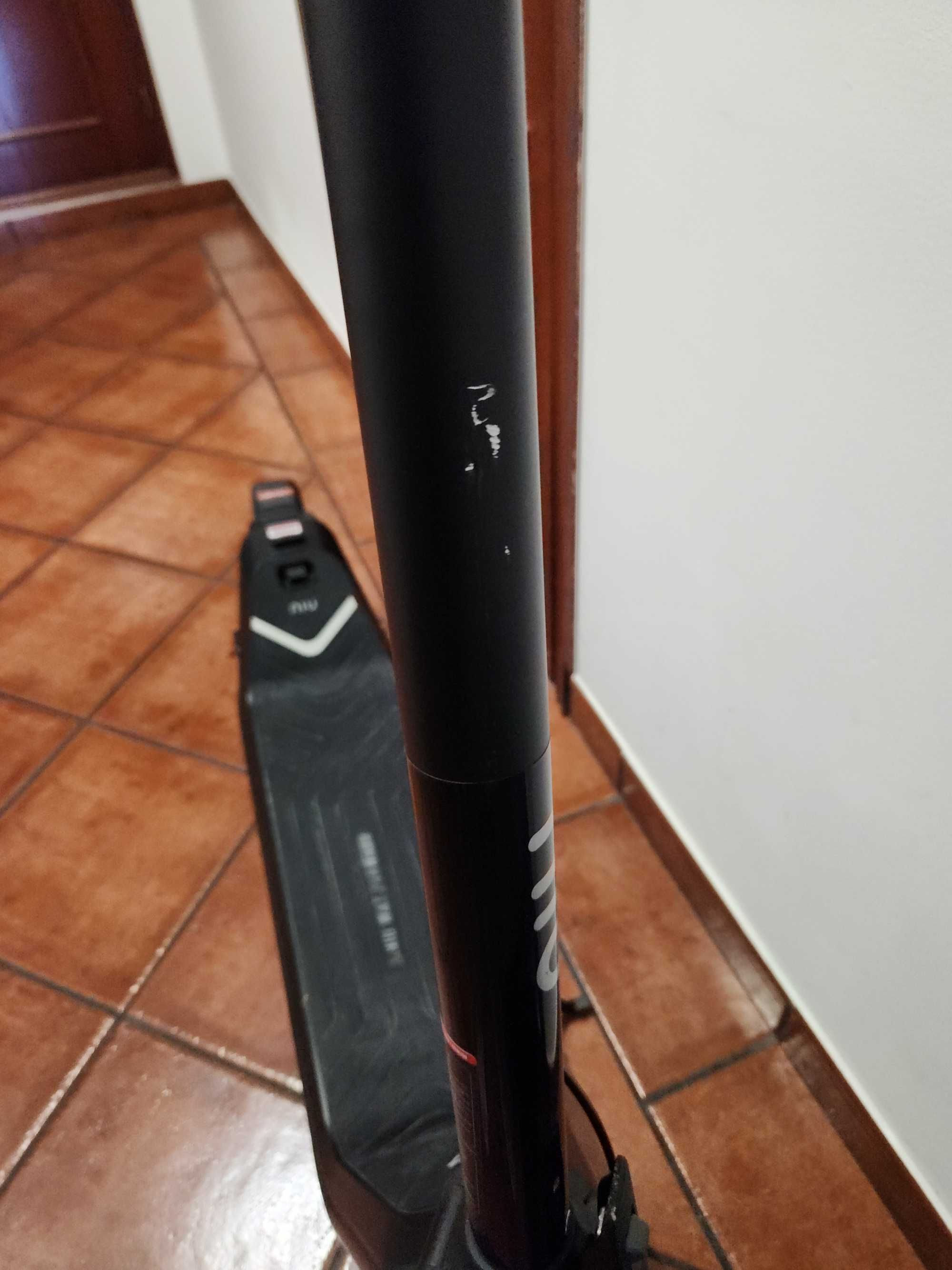 Trotine elétrica Niu Kqi3 Pro