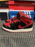 Кросівки Nike Jordan 1 Mid 39(24,5см) оригінал