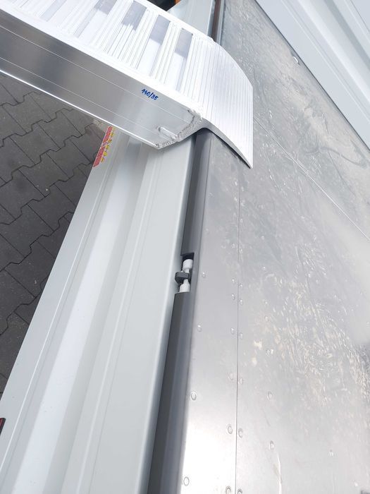 ALTRAP najazdy aluminiowe 2,5m 18t 2700 zł komplet Certyfikat