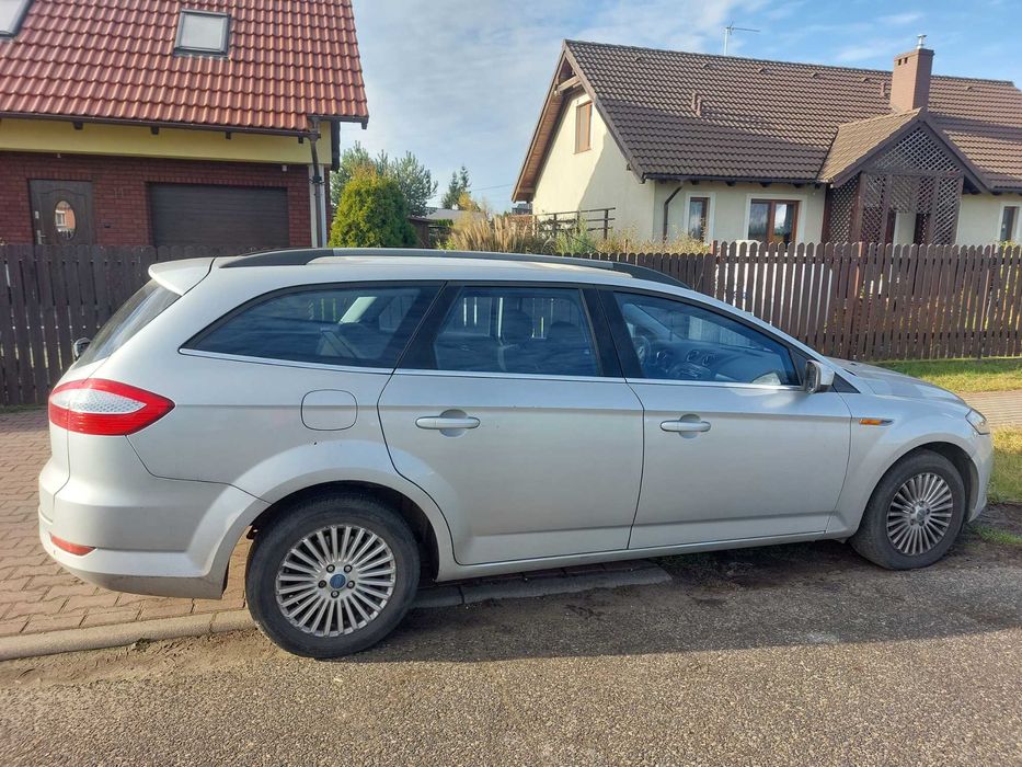 Ford Mondeo 2010r  2.0 tdci 140km
