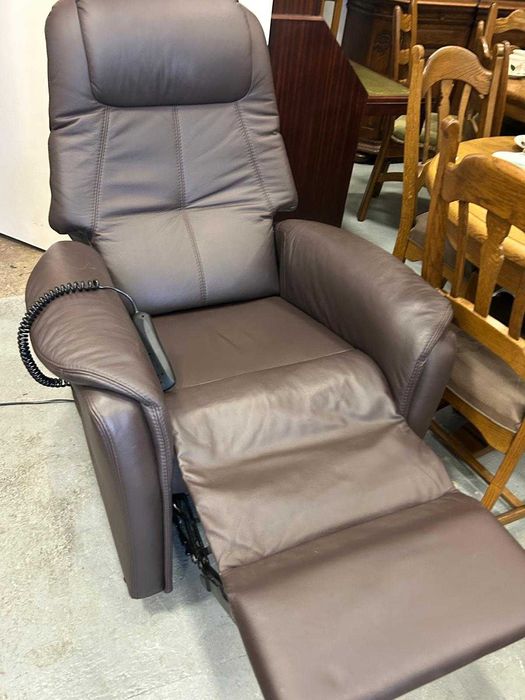 Fotel skórzany renomowanej firmy HUKLA