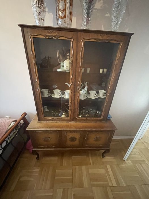 Komoda z nadstawka i witryna. Swarzędz