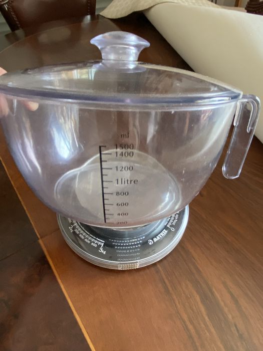 Balança de cozinha nova