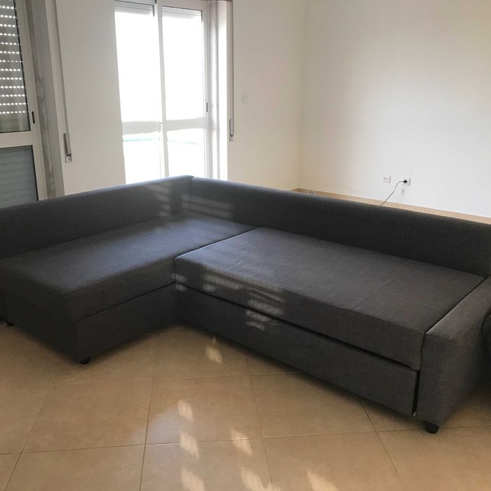 Sofá-cama de canto com arrumação, cinza escuro, FRIHETEN IKEA