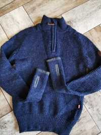 Sweter bluza Heldre,  rozmiar 134-140, stan bez wad
