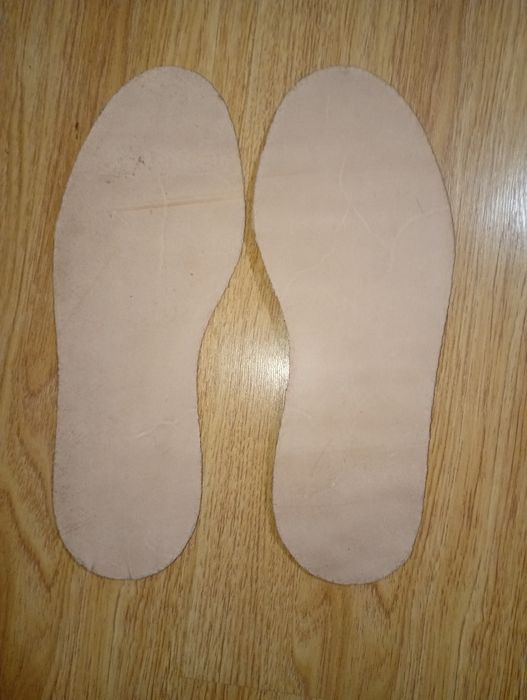 Solas em couro para sapatos