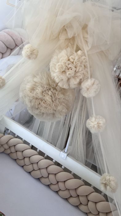 Baldachim moskitiera