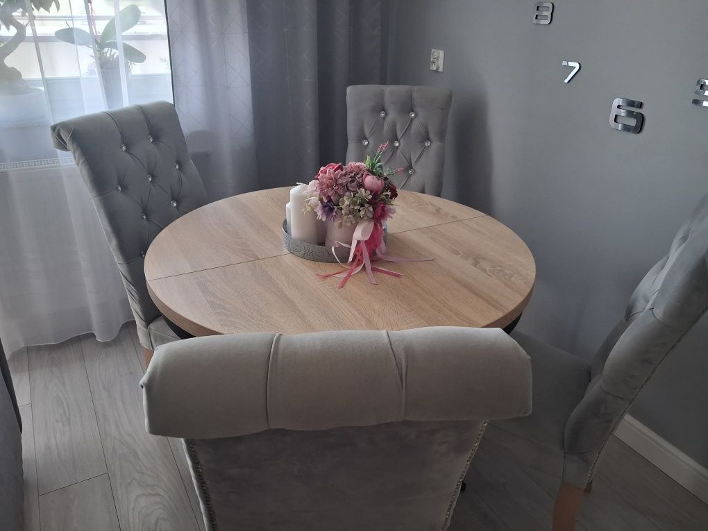 Krzesła werulowe Velvet kryształki glamour
