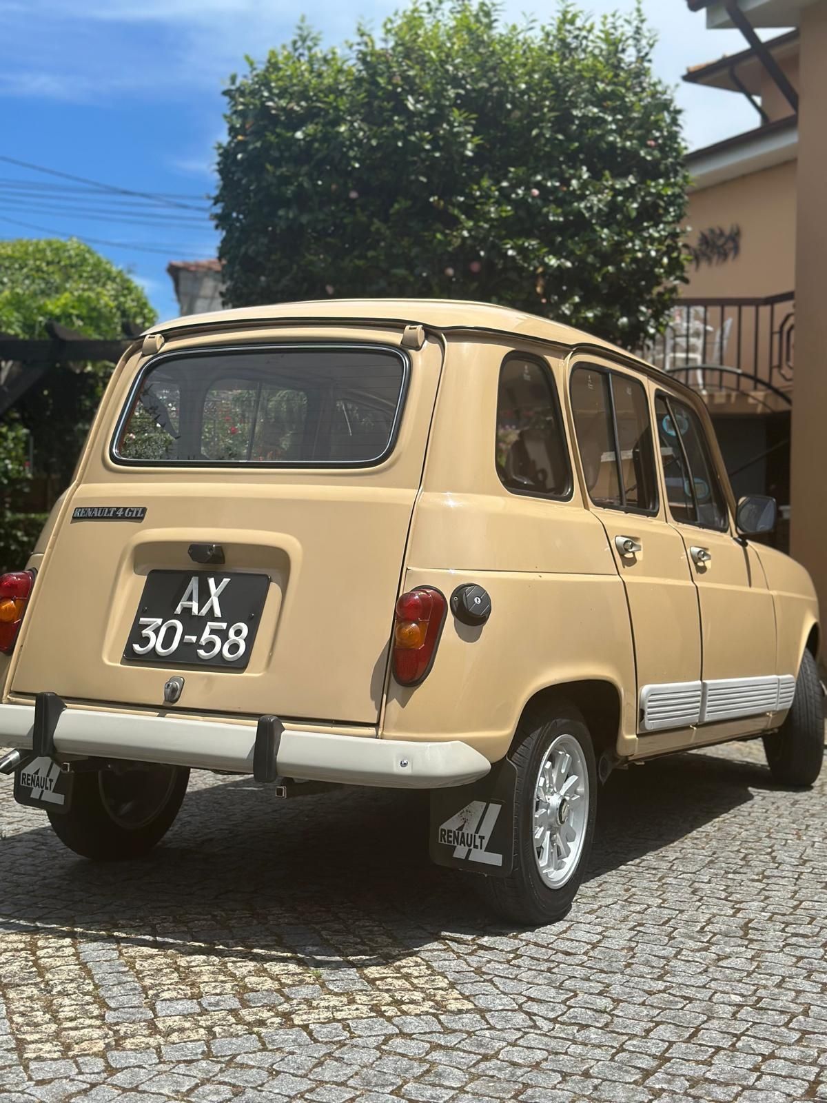 Vendo Renault 4TL