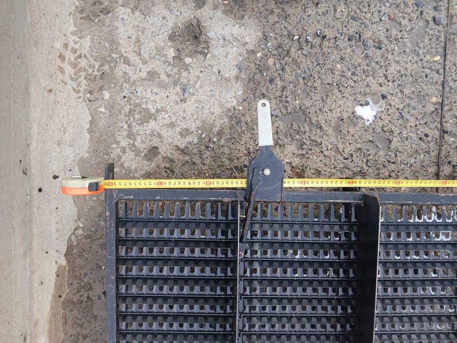 Sprzedam przezbrojenie do kukurydzy - Massey Ferguson, Fendt