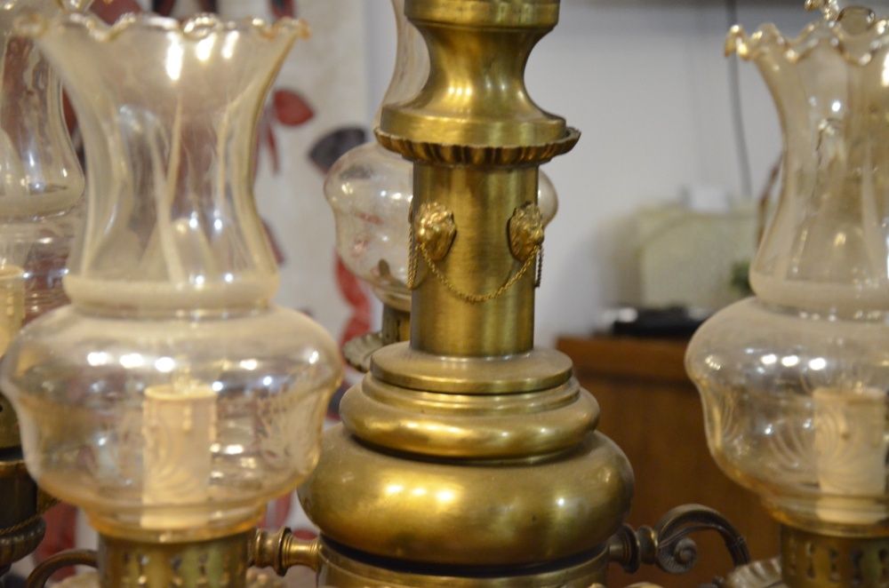 żyrandol mosiężny