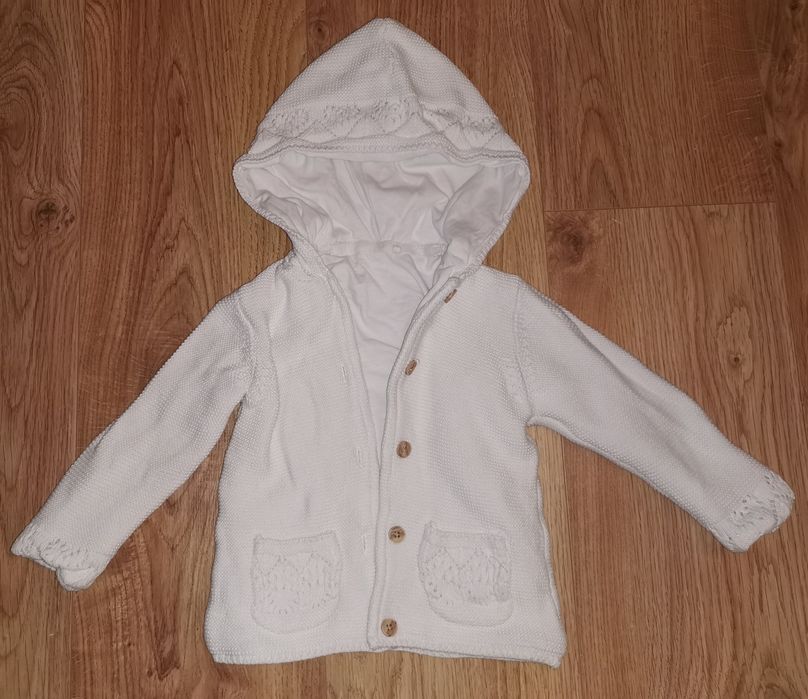 Biały/kremowy sweterek rozmiar 74-80