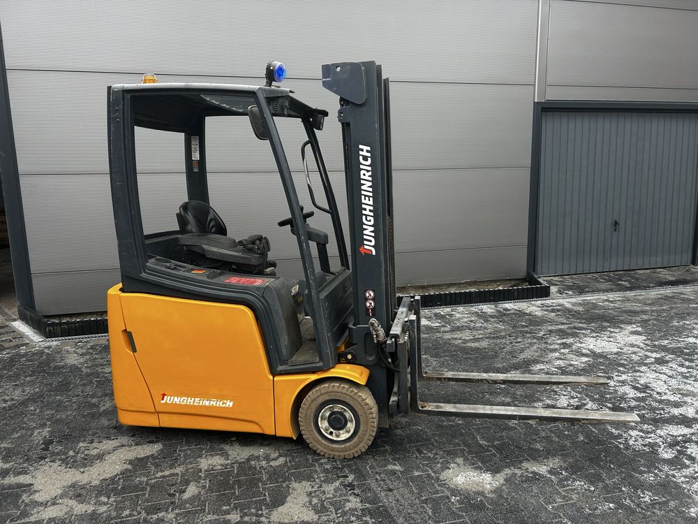 Wózek widłowy elektryczny elektryk Jungheinrich EFG 213 216k triplex