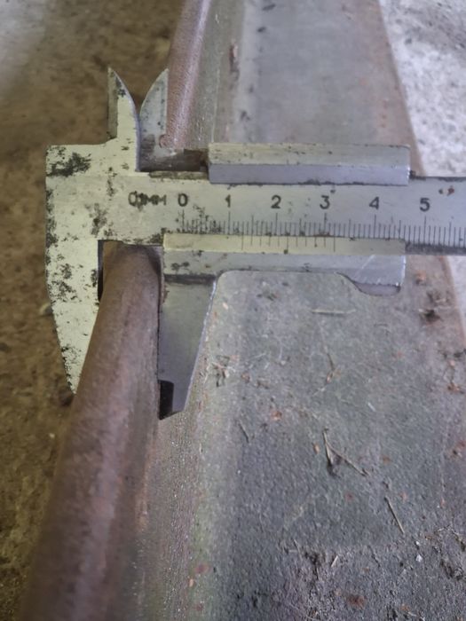 Кутник металевий 140/140