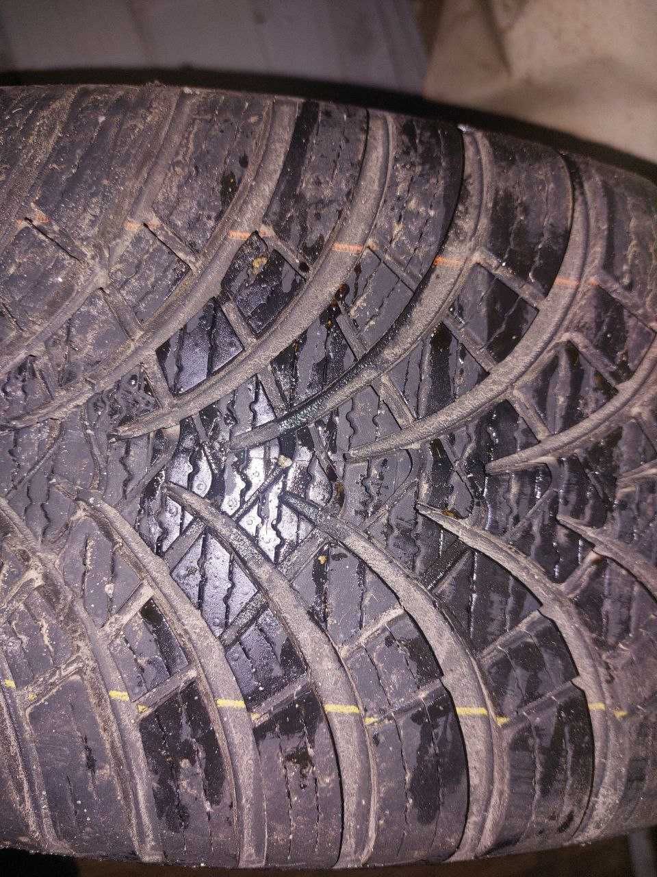 Автошини Voyager Winter 205/55 R16