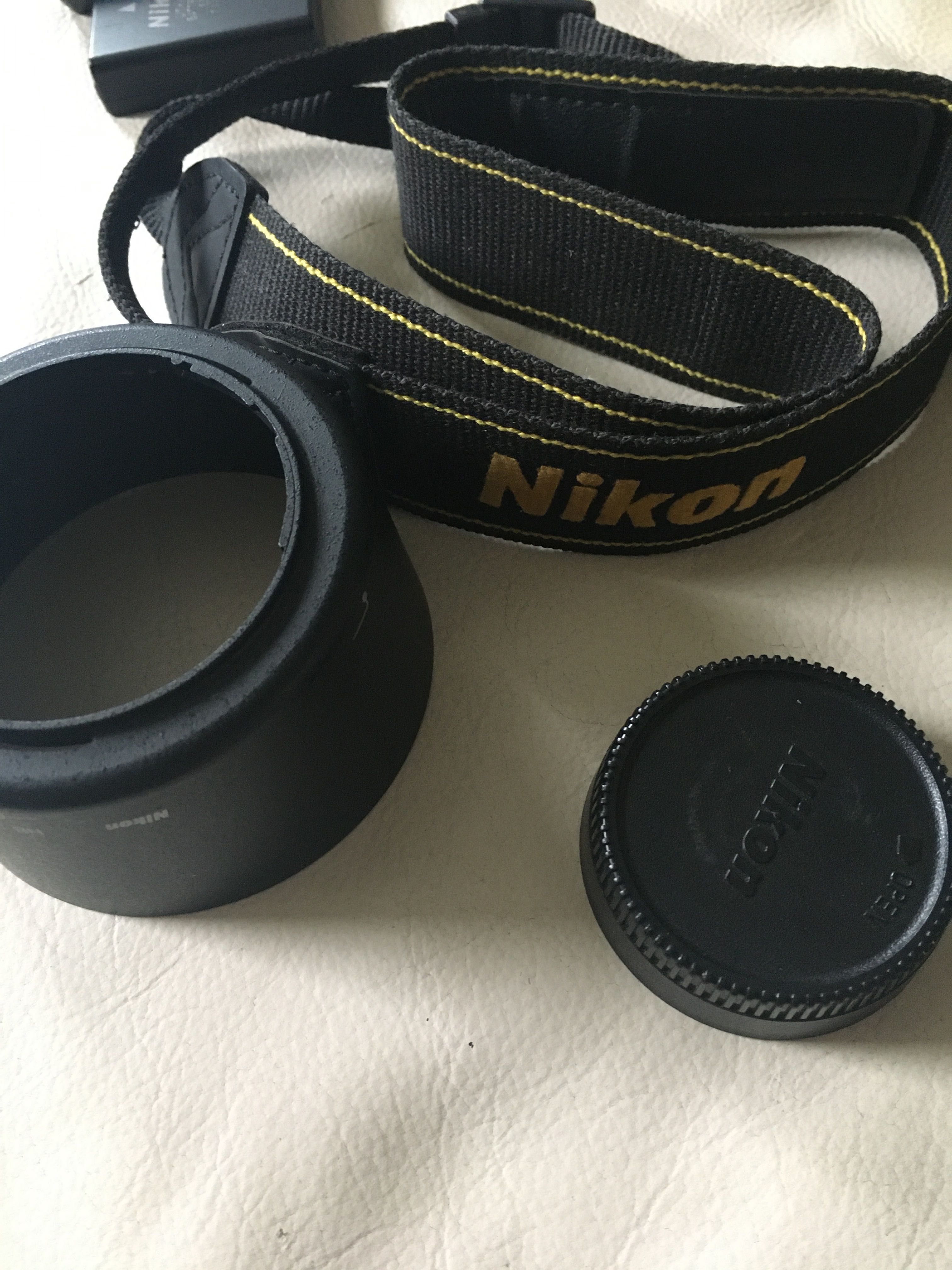 Lustrzanka Nikon d5100 z obiektywem