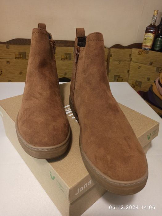 Чобітки осінні замшеві