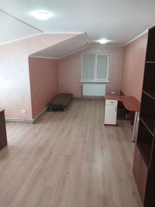 Оренда приміщення 2 поверх 18 м2