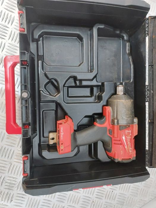 Гайковерт MILWAUKEE M18 Onefhiwf34